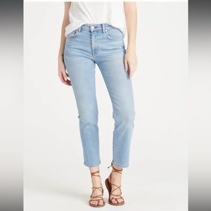 CQY Friend jeans in Hint size 28 NWT